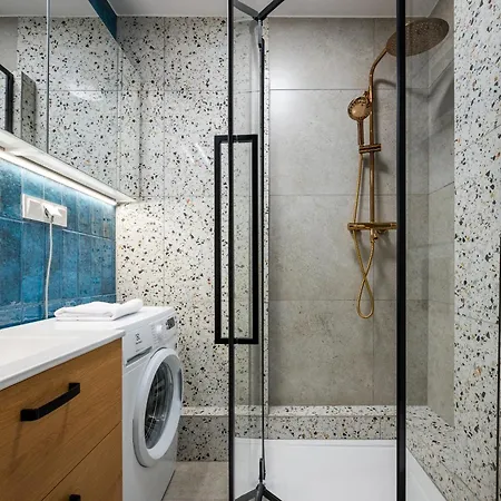 Apartamento Plac Dabrowskiego Navy By Bookinghost Varsóvia