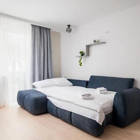 Plac Dabrowskiego Navy By Bookinghost Apartamento Varsóvia